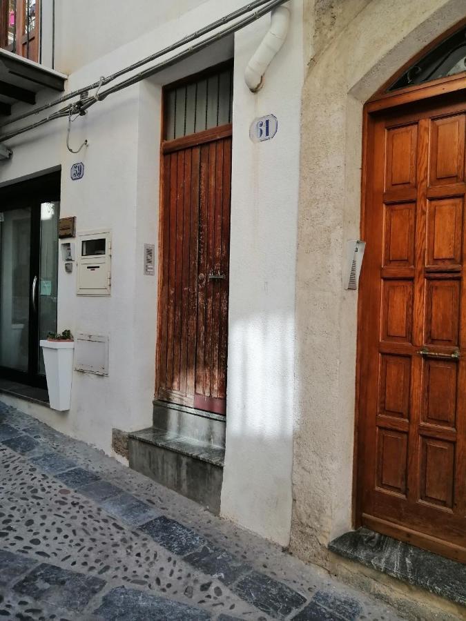 Una Stanza A Cefalù Extérieur photo